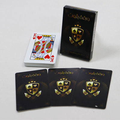 kaufen PMS Farbe Pvc Wasserdichtes Spielkarten Deck Werbe-Spiel Pokerkarten Personalisiertes Logo online manufacture