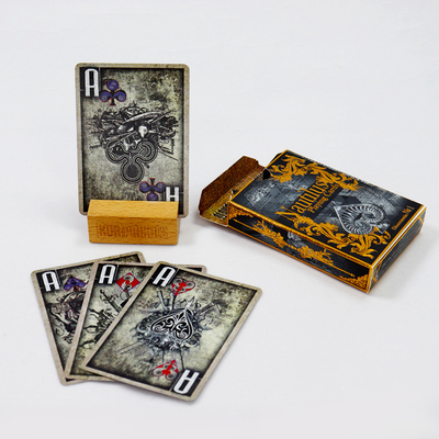 kaufen Fabrik Maßdruck hochwertige russische Karten im komplexen Stil Spielkarten Druck Goldfolie glatte dunkle Spielkarten Poker online manufacture
