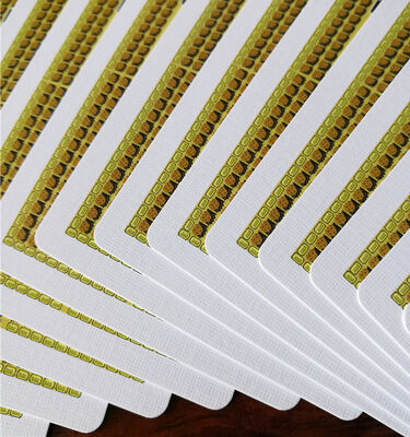 kaufen Individuelle Spielkarten mit Premium-Goldfolie, individuellem Design und 310 g/m² schwarzem Kernpapier für Poker und Spiele online manufacture