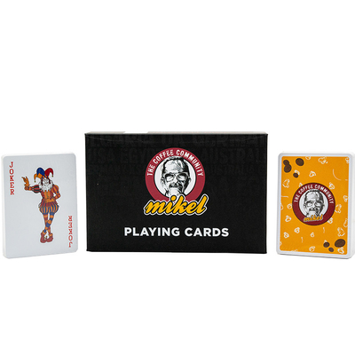 UV Oberflächenveredelung Custom Logo Zwei Paar Plastik-Spielkarten mit Buchmagnetbox