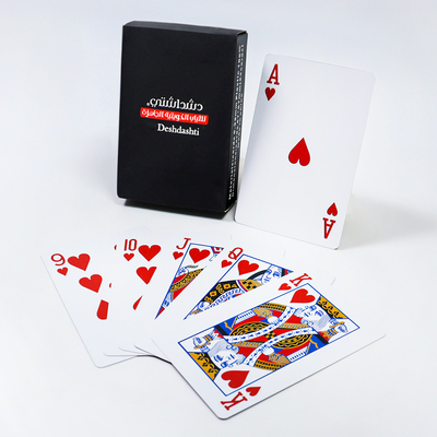 Custom Designs CMYK Arabische Spielkarten Druck Logo 100% PVC Schwarz Wasserdicht Dauerhaft