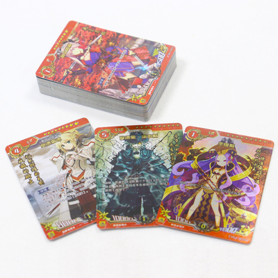 63mmx88mm Custom Englisch Französisch Spanisch Japanisch Zeichentrickfigur Papier Karten Spiel mit 3D Stickerei Logo Design